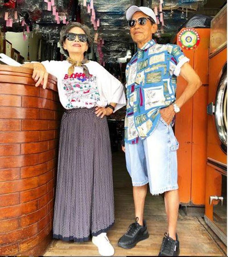 Fotos: Una pareja de ancianos crea looks increíbles con ropa olvidada en su lavandería