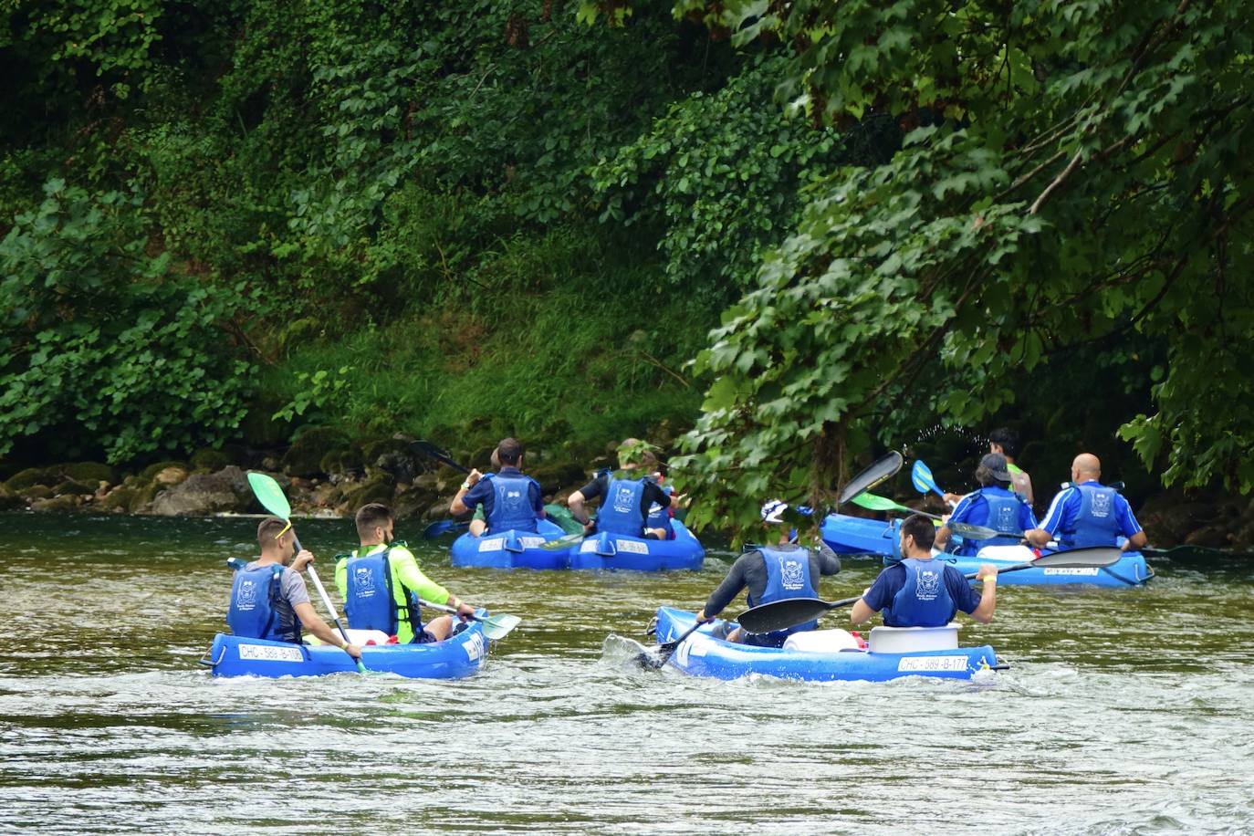 El XXVII Descenso del Sella Adaptado contó con la participación de un grupo reducido de deportistas con discapacidad para que la celebración de la prueba se ajustara a la normativa de prevención y actuación ante la #covid19. Las piraguas fueron ocupadas por una persona con discapacidad y un acompañante sin afectación y bajo medidas de seguridad sanitarias