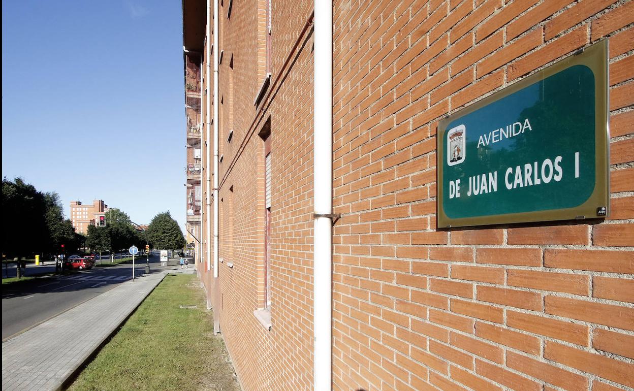 Avenida de JuanCarlos I, cuyo nombre será modificado por el Consistorio gijonés. j. c. tuero