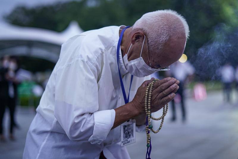 En 1945, Estados Unidos arrojó dos bombas nucleares sobre las ciudades de Hiroshima y Nagasaki los días 6 y 9 de agosto, respectivamente, matando a más de 200.000 personas. Los eventos de conmemoración anual del 75 aniversario han estado marcados por la pandemia de coronavirus