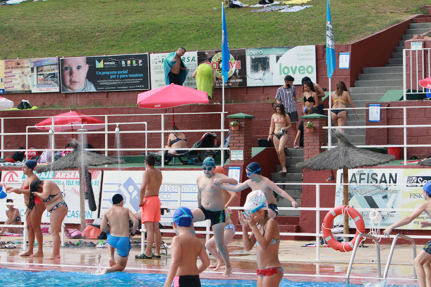 Las playas se convierten en el destino perfecto para atajar el calor