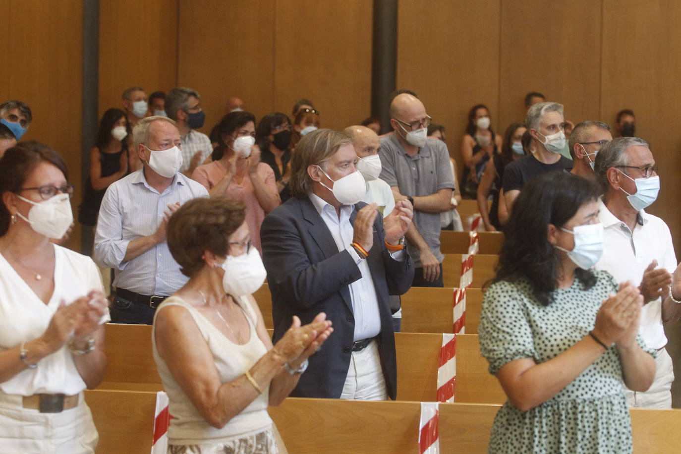 En la ceremonia de despedida de la portavoz de Podemos se hizo hincapié en su profunda implicación en la cultura y la llingua asturianas