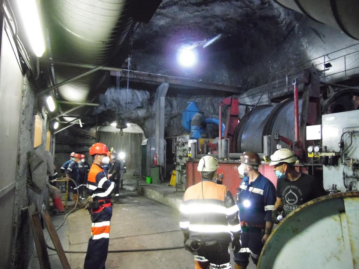 Técnicos de Hunosa en la explotación lusa de Aljustrel. 