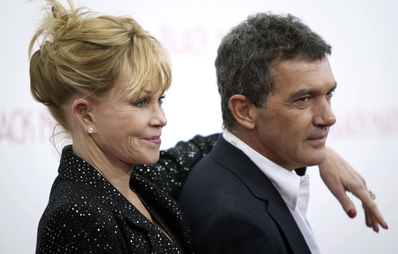 Actor, director, productor y empresario, Antonio Banderas cumple 60 años rodeado de sus seres queridos y con celebración en su Málaga natal, inmerso, como siempre, en mil proyectos laborales que son su seña de identidad