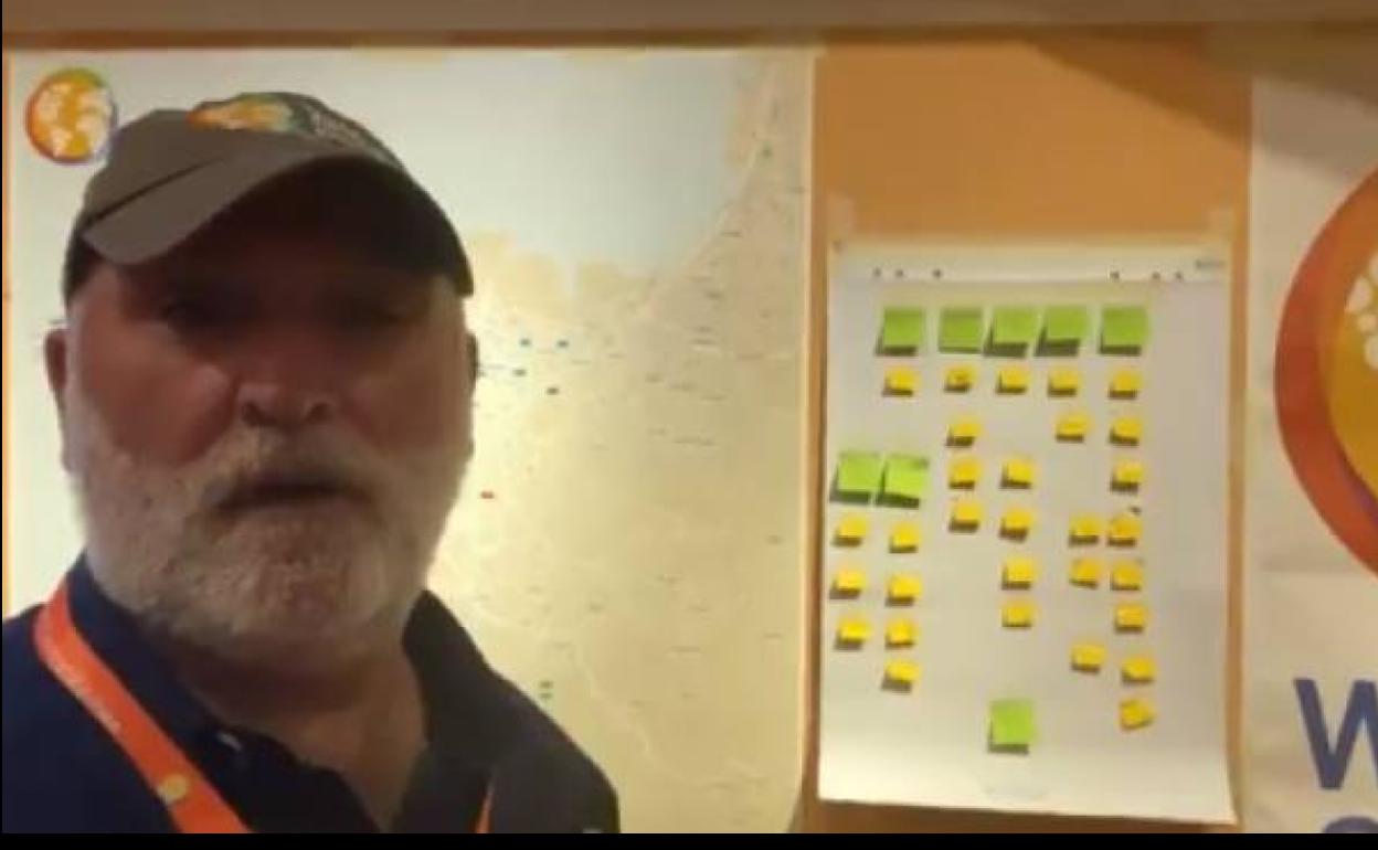 José Andrés reparte comida a los más necesitados en Beirut