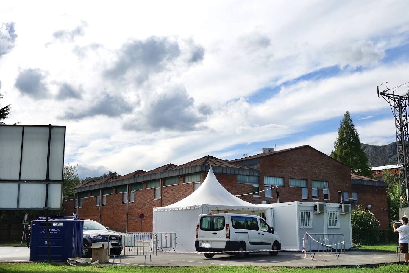 Se harán pruebas PCR a toda la plantilla y a las personas ingresadas o que hayan recibido el alta en los últimos días