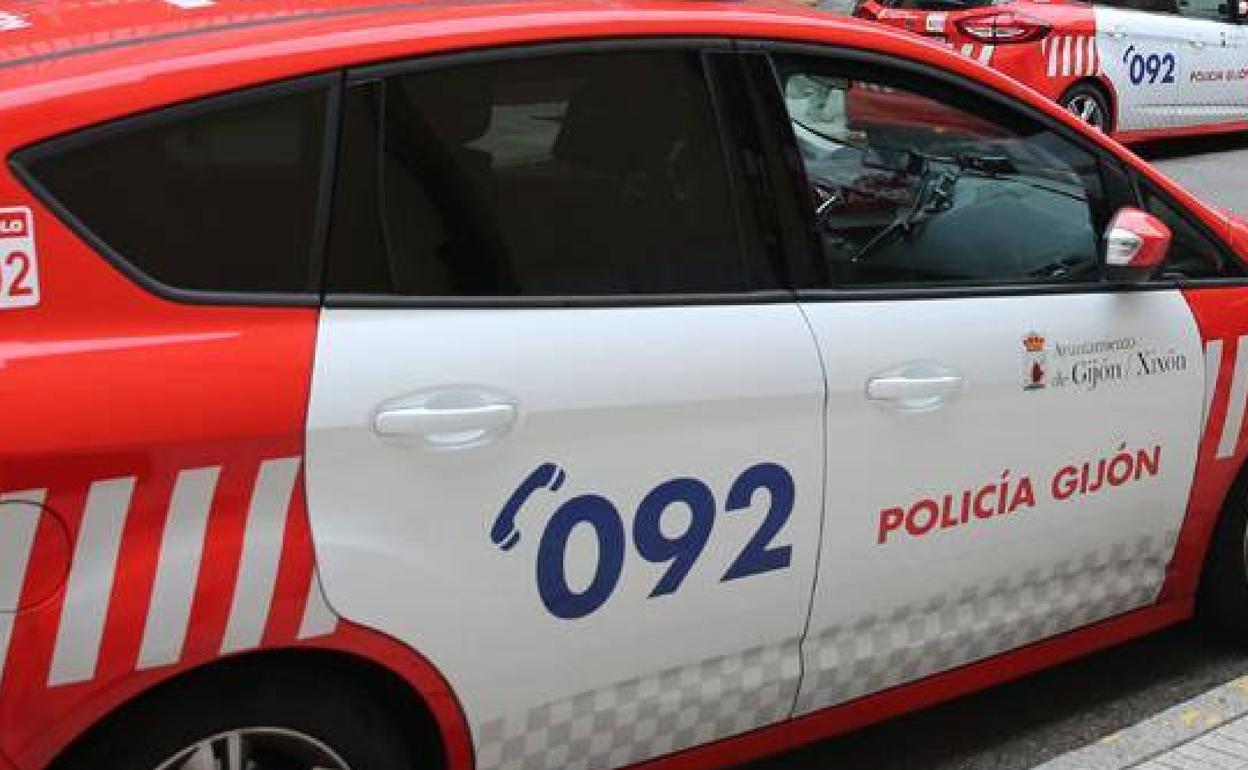 Hiere con un cuchillo a un hombre de 70 años en Gijón para atracarle