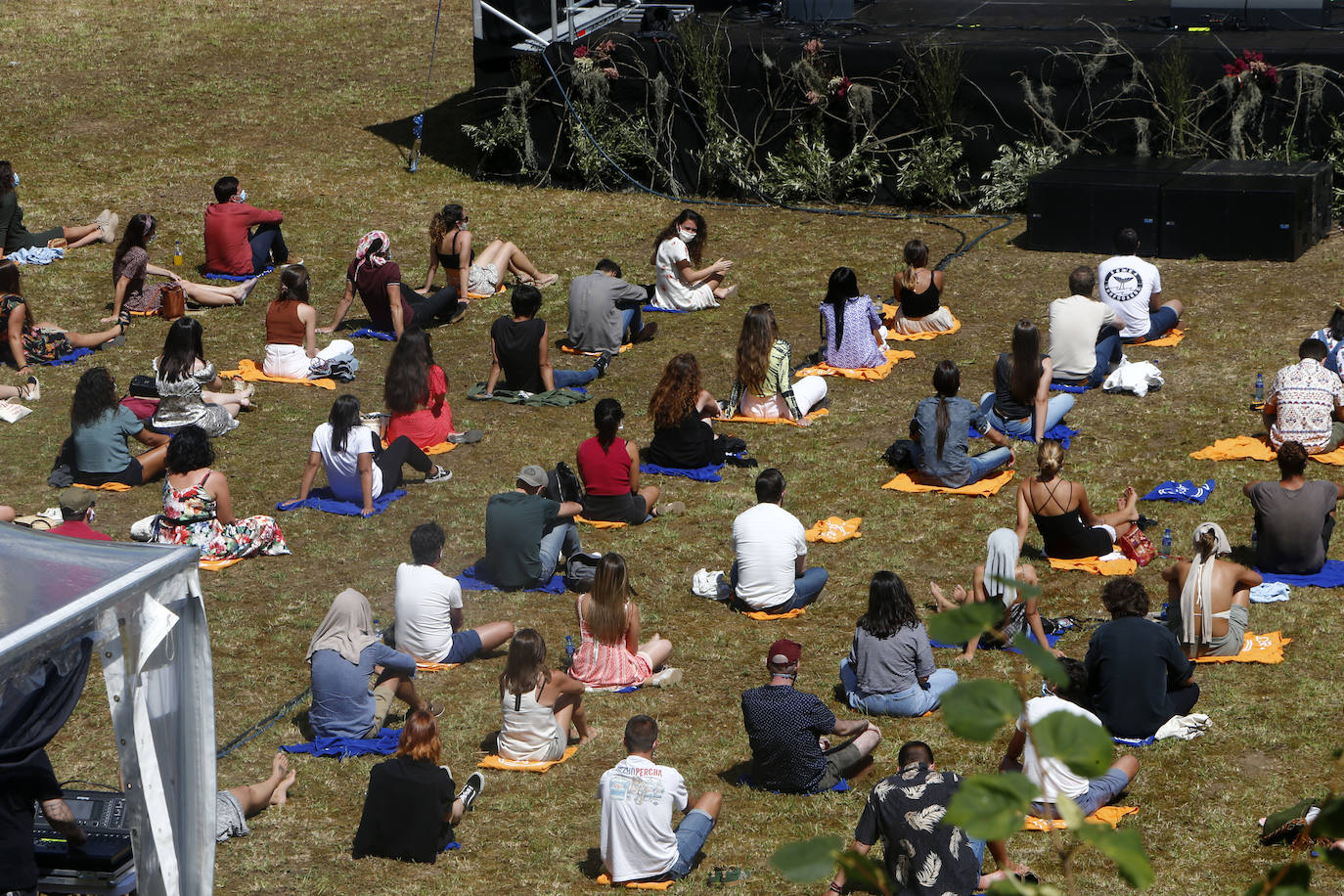 Fotos: Una autopista de sonido en la fábrica de armas de La Vega