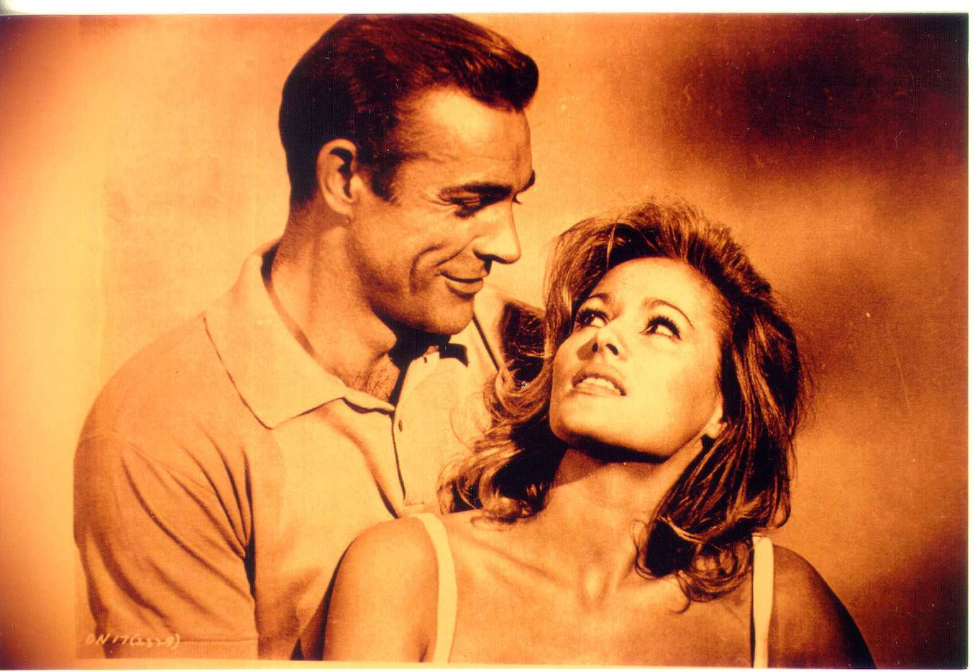 Sir Sean Connery sigue siendo una de las mayores estrellas de cine de todos los tiempos. El escocés más popular y seductor de su generación permanece en la cima de los mejores James Bond para la mayoría de fans de la saga de 007