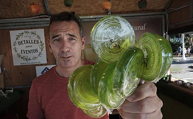 Piruletas de jabón, de Oleum. 