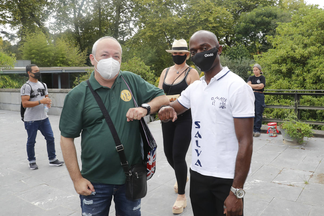 El Jardín Botánico Atlántico acogió este jueves el XXVII Campeonato Oficlal de Escanciadores, encuadrado dentro de la Fiesta de la Sidra Natural de Gijón. El certamen resultó atípico ante las restricciones impuestas y la falta de público. 