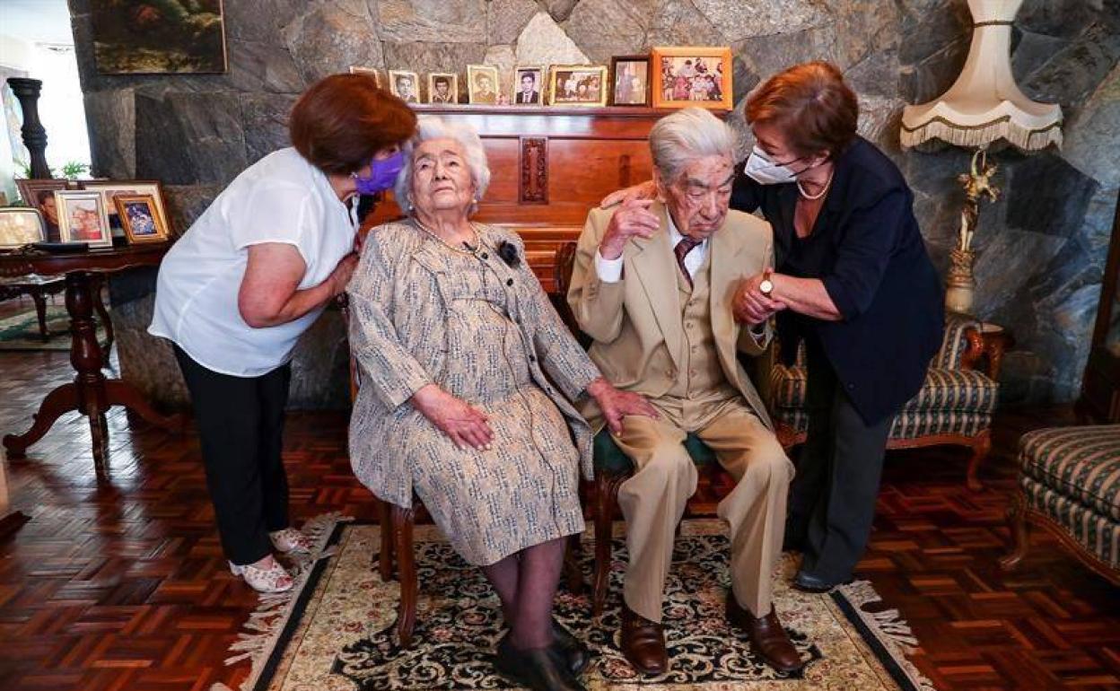 Julio César de 110 años, y Waldramina, de 104, marcan un nuevo récord Guiness como la pareja más longeva del mundo