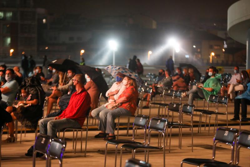 Fotos: Sin concierto de Loquillo por la lluvia