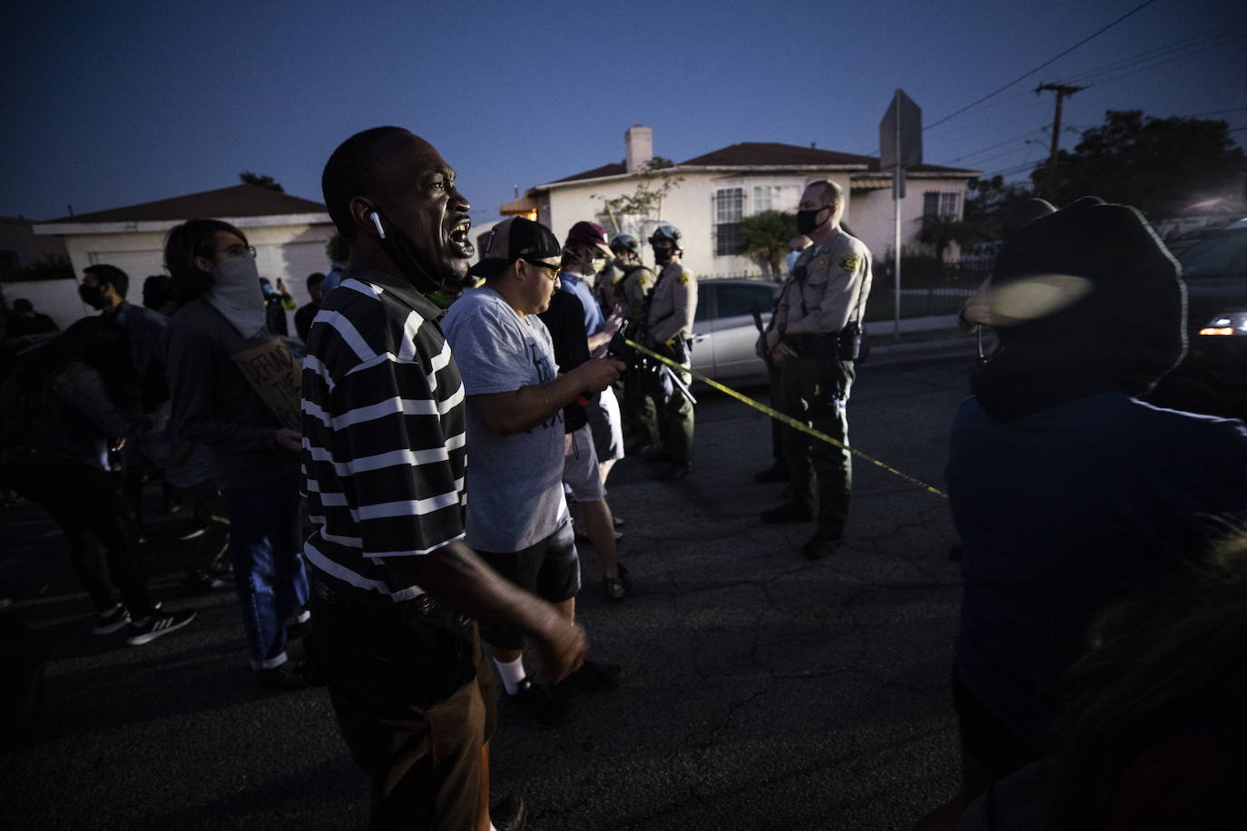 Las imágenes de las manifestaciones, con carteles en los que se lee 'Black Lives Matter' y jóvenes enfrentándose a los agentes forman parte de la cotidianidad de Estados Unidos