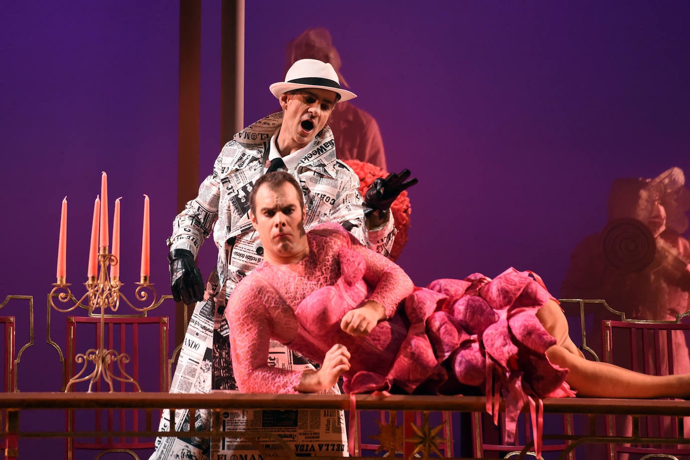 'L'heure espagnole', de Maurice Ravel, y 'Les mamelles de Tirésias', de Francisc Poulenc, abren la 73ª edición de la temporada de ópera de Oviedo en el Teatro Campoamor.