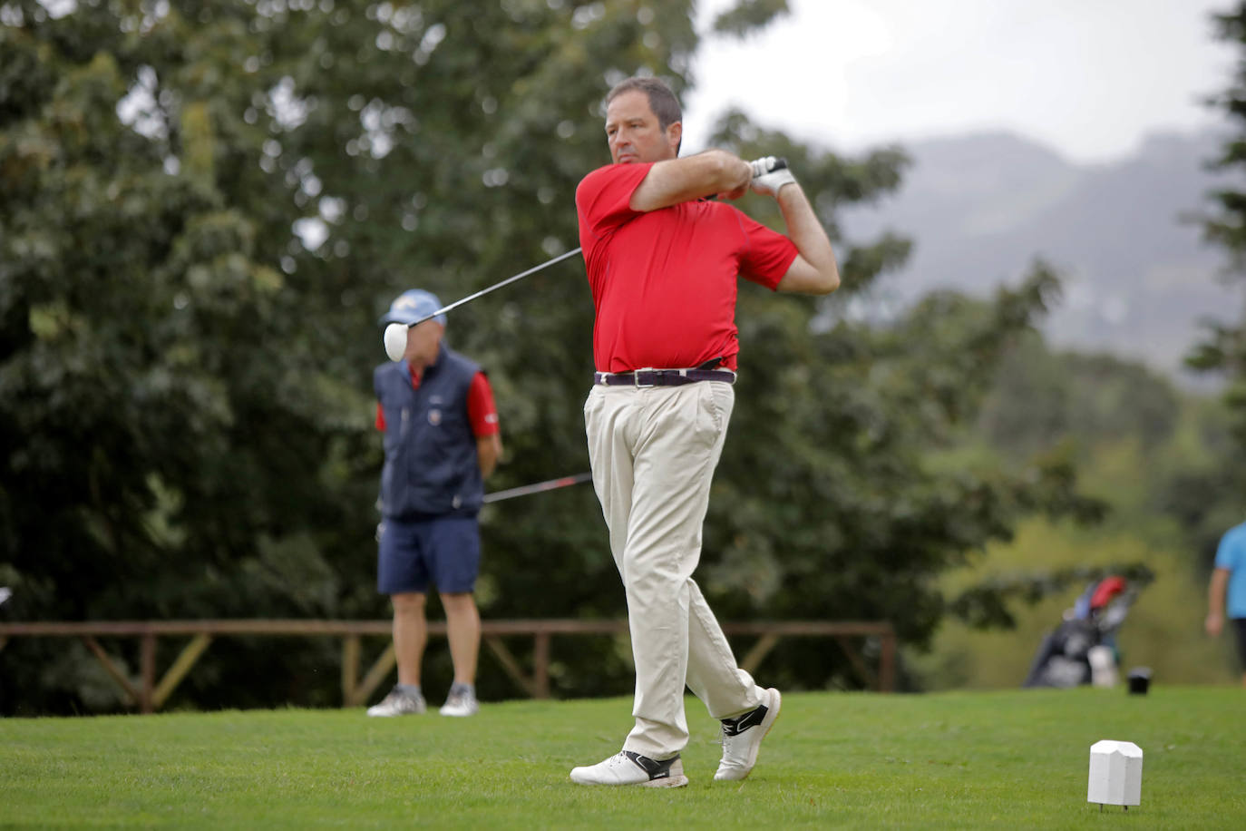 La prueba, organizada por el Patronato Deportivo Municipal de Gijón, reunió este sábado en los greens a más de un centenar de jugadores