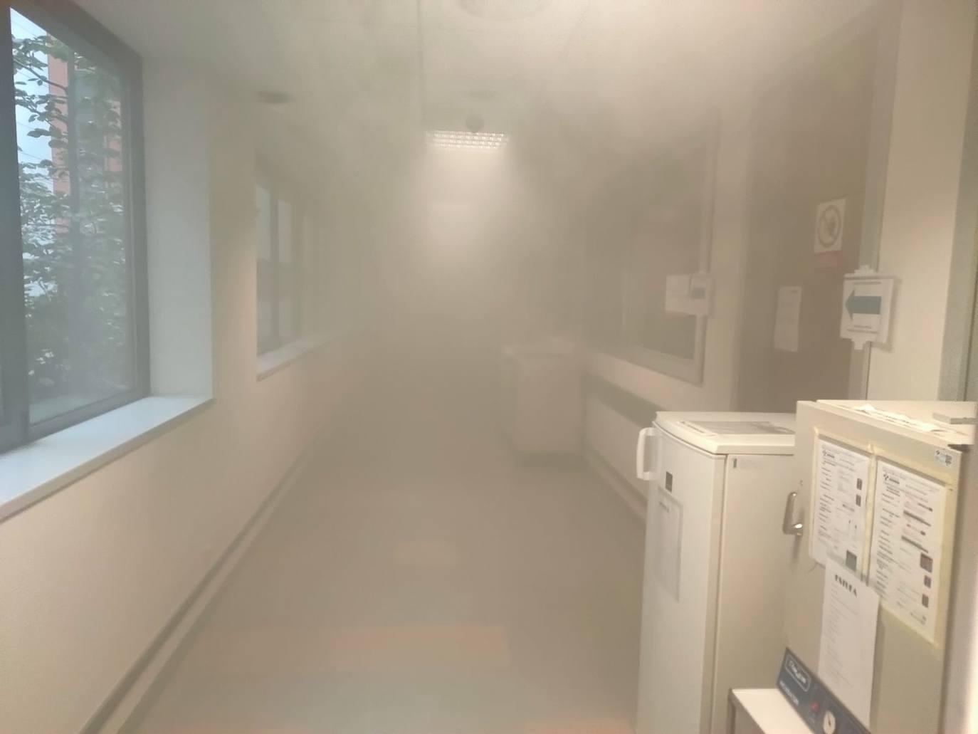 Fotos: Los bomberos sofocan un incendio en el HUCA