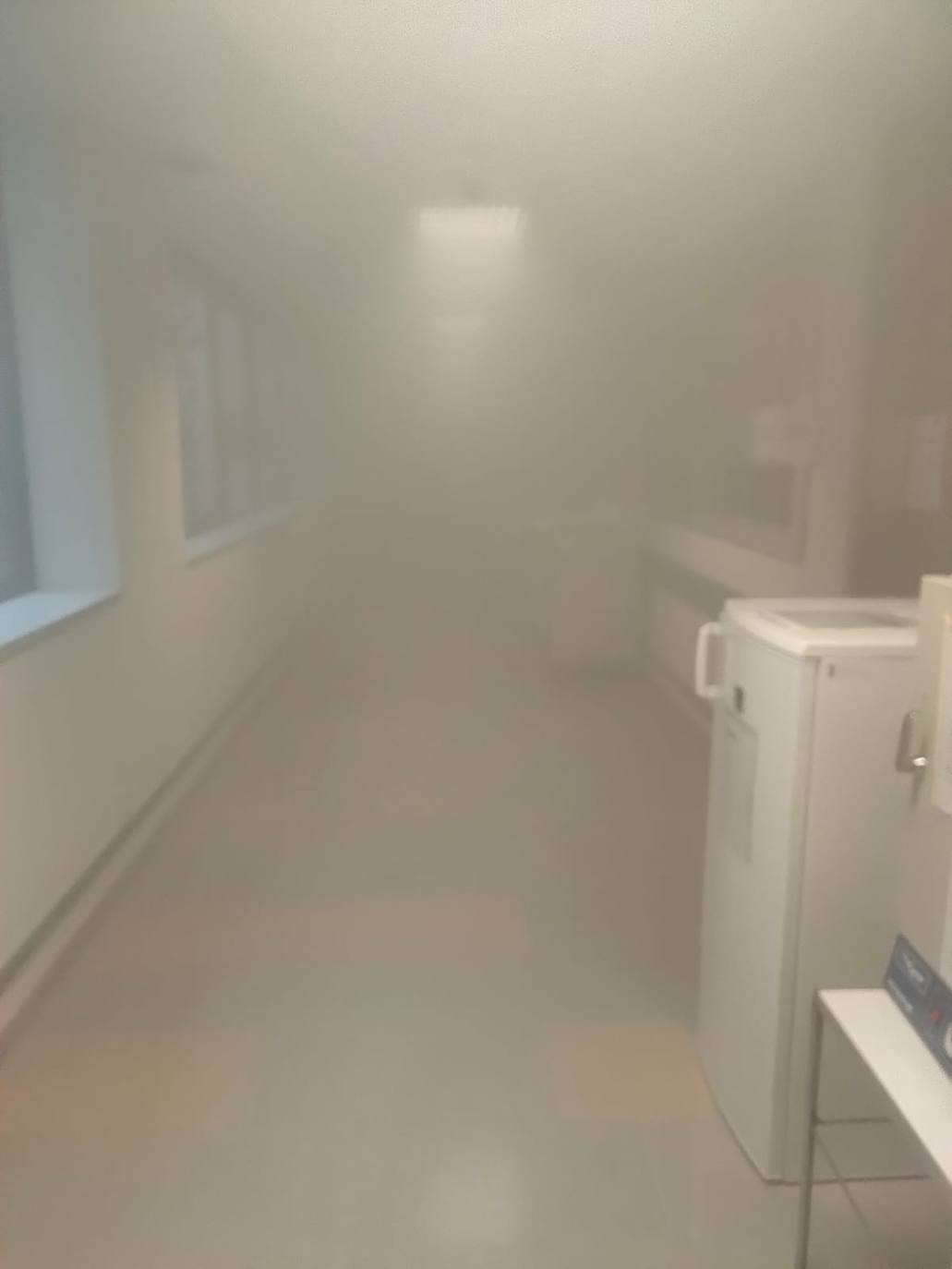 Fotos: Los bomberos sofocan un incendio en el HUCA