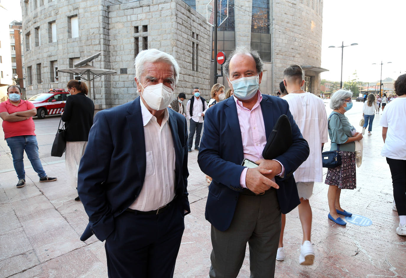 La soprano Beatriz Díaz, la mezzosoprano María José Suárez y el pianista Marcos Suárez actúaron hoy en el Auditorio Príncipe Felipe, en el seno de las fiestas de San Mateo.