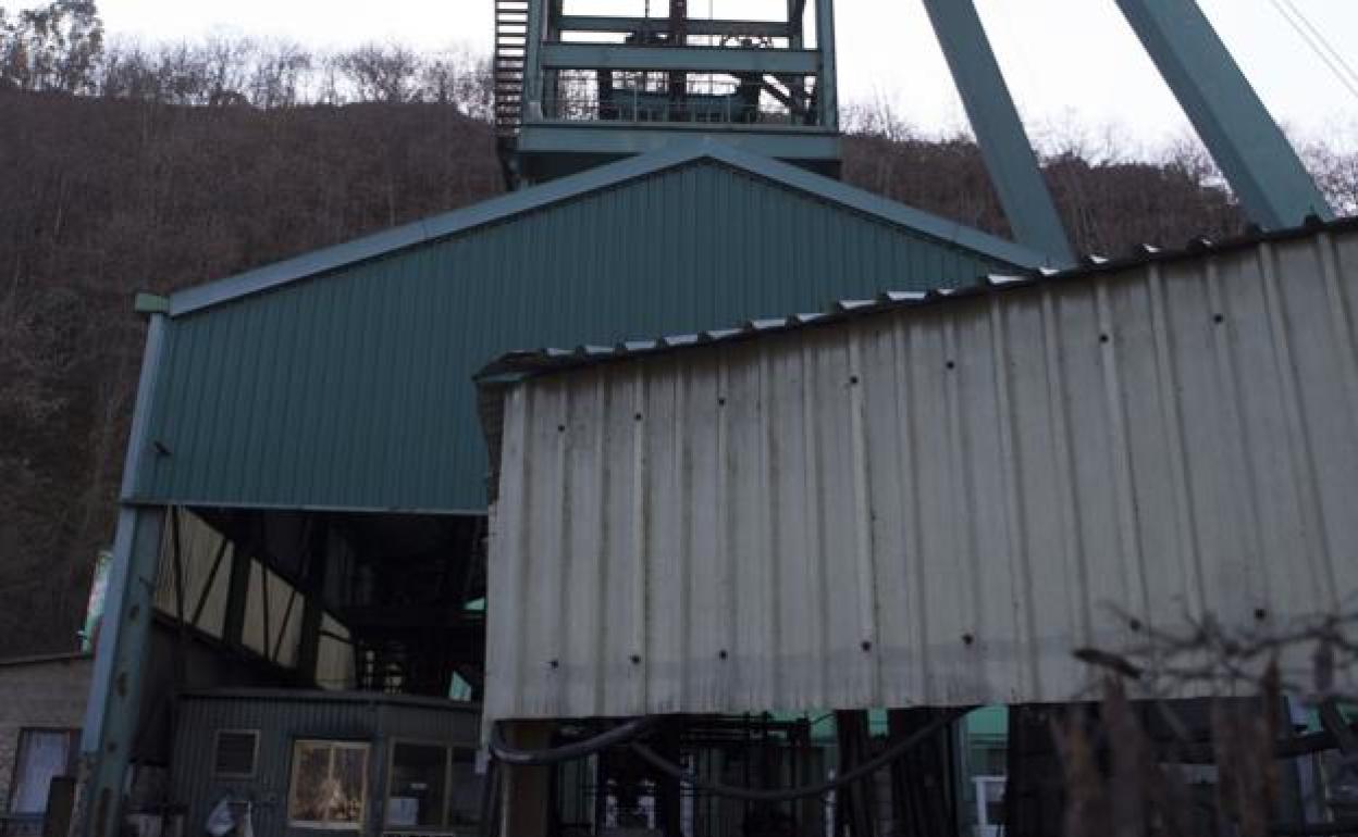 El pozo Carrio, en Laviana, uno de los últimos en cerrar, el 31 de diciembre de 2018. 