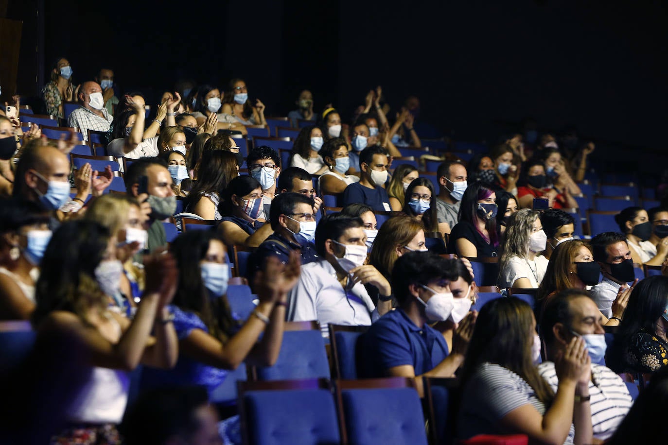 David Bisbal ofreció este domingo su concierto más 'íntimo' en Oviedo ante 700 espectadores, en el que era la última actuación de su gira.