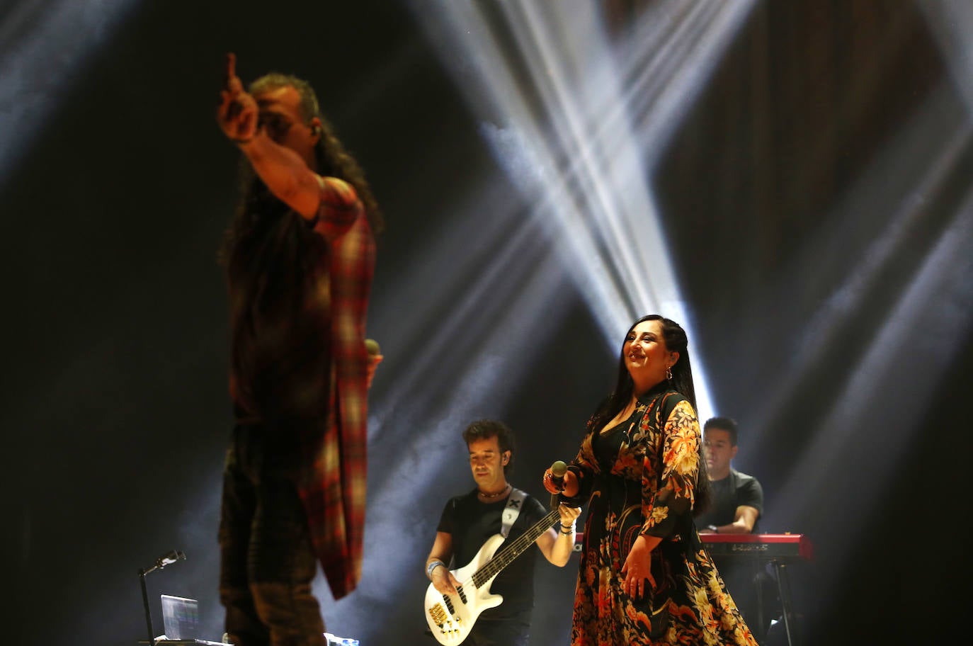 Dioni Martín y Ángeles Muñoz nunca fallan. Este miércoles volvieron a conquistar al público del Auditorio con sus canciones de siempre.