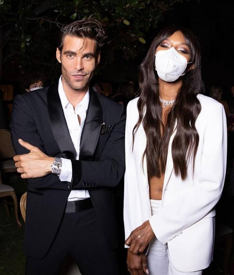 Fotos: Jon Kortajarena, Nieves Álvarez y Ester Expósito: embajadores de lujo en Roma