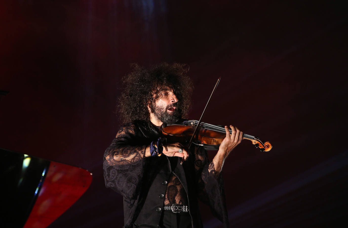 Hizo de la noche previa al día grande de San Mateo todo un espectáculo.