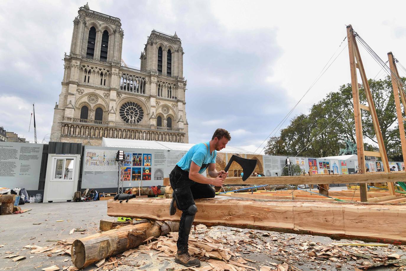 El objetivo es reconstruir los elementos dañados o destruidos tal como estaban originalmente