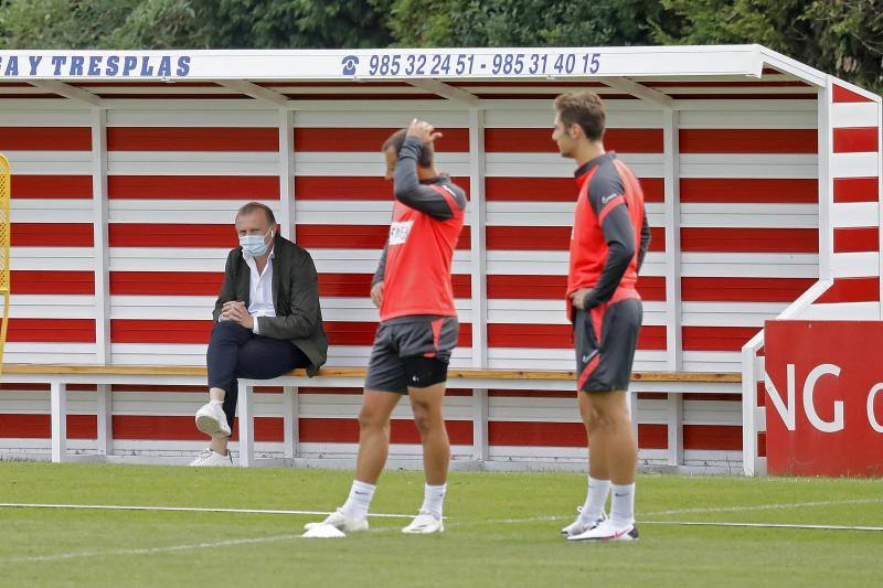 Los rojiblancos han entreado este martes para preparar el encuentro del sábado contra el Ginora en El Molinón, donde los sportinguistas lucharán por conseguir la tercera victoria de la temporada. 