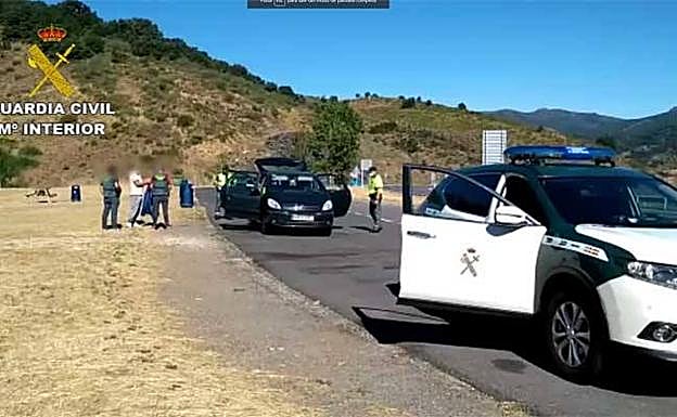 Detención de los miembros del grupo criminal.