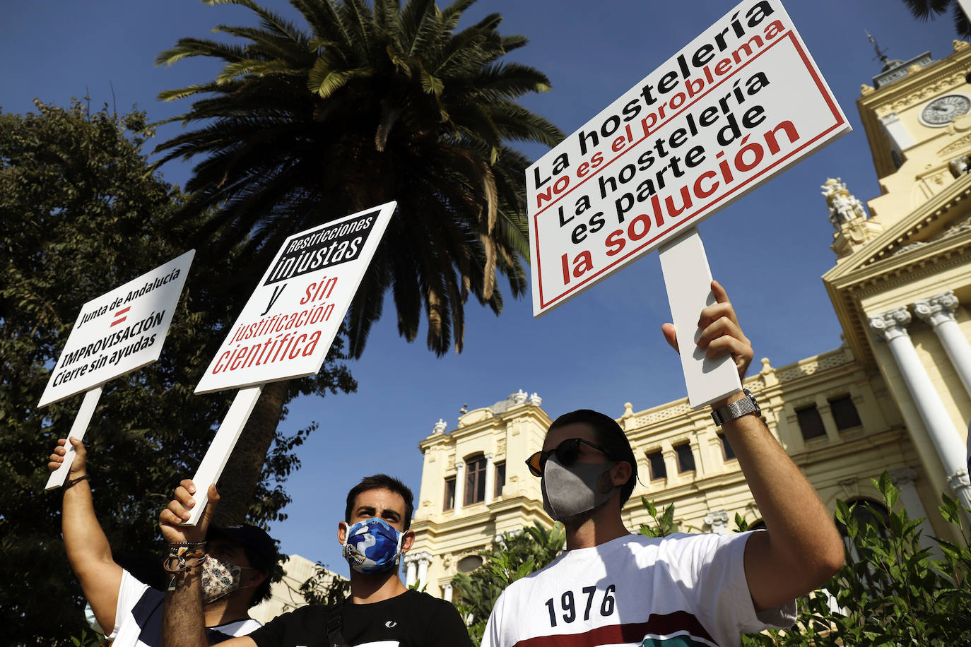 El sector hostelero y del ocio nocturno demanda una actuación de las administraciones, ya que si no, muchos se verán abocados al cierre