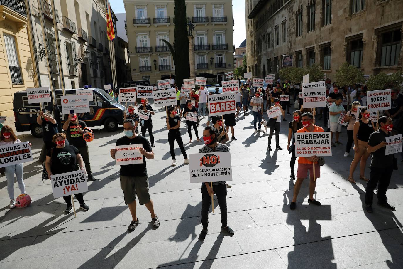 El sector hostelero y del ocio nocturno demanda una actuación de las administraciones, ya que si no, muchos se verán abocados al cierre