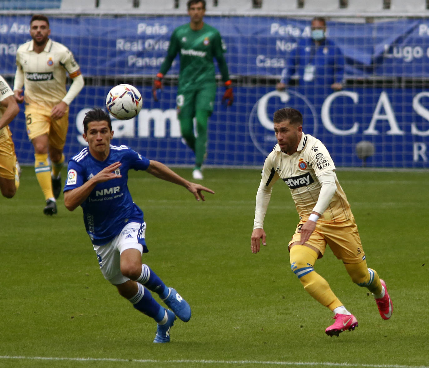El conjunto azul encaja su primera derrota de la temporada en casa. 