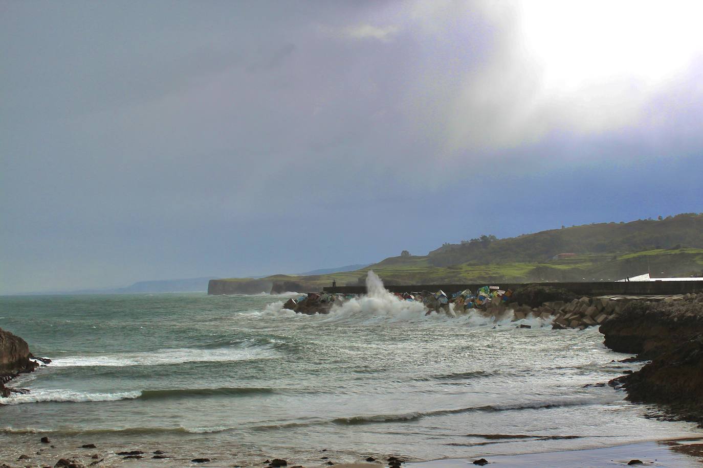 Asturias, en aviso por lluvia, viento y oleaje