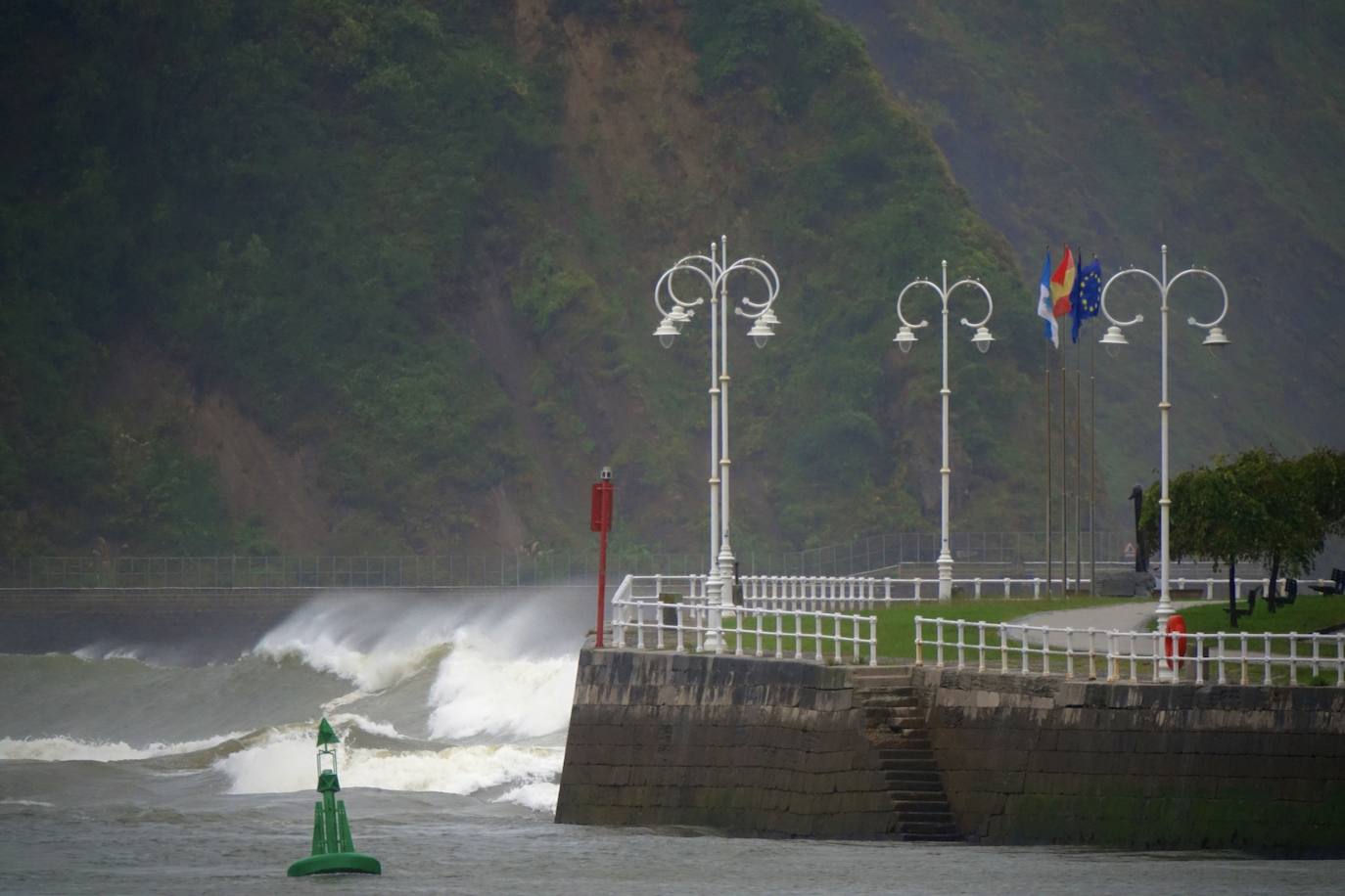 Asturias, en aviso por lluvia, viento y oleaje