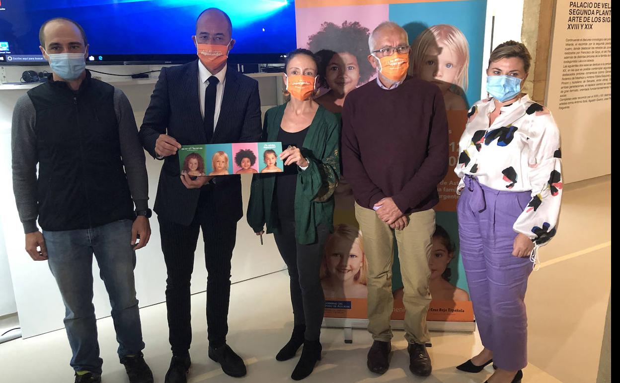 Presentación de la campaña de acogimiento temporal en Oviedo