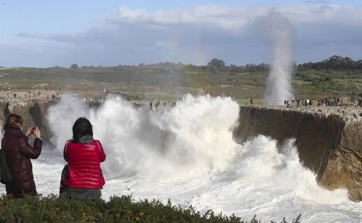 Las espectaculares imágenes que dejan los Bufones de Pría