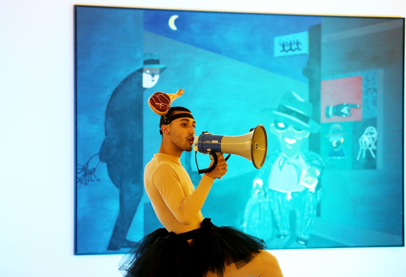 La Vega, Trascorrales o la Catedral fueron algunos de los escenarios de un evento del que el alcalde espera que «no salgan brotes, sino cultura»