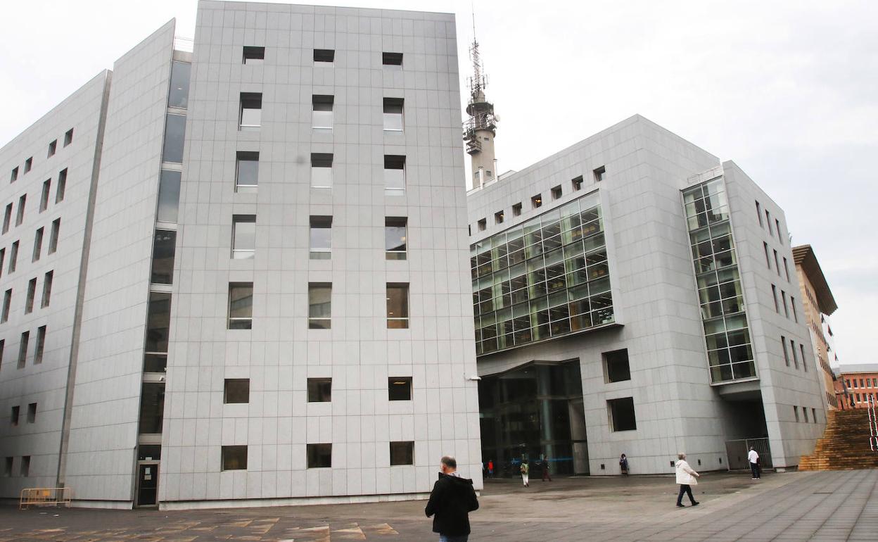 Palacio de Justicia de Oviedo. 