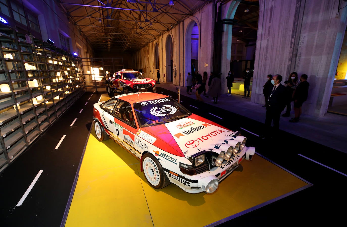 La Fábrica de los Premios Princesa reúne desde un autocine hasta distintas actividades como recitales poéticos, sala de rally virtual o conciertos. Todo ello en las instalaciones de la Fábrica de Armas de la Vega.