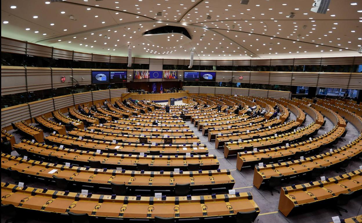 Vista del hemiciclo durante un pleno de la Eurocámara en Bruselas.