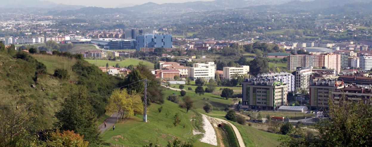 La Ronda Norte, en su tramo central, salvaría la falda del Naranco con un túnel de unos tres kilómetros. 