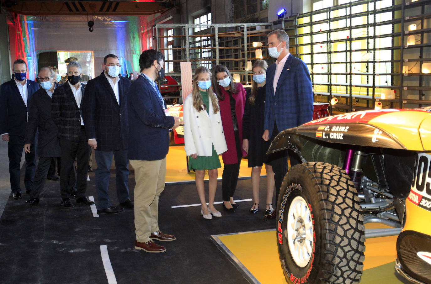 Felipe VI, la Reina Letizia, la Princesa Leonor y la infanta Sofía han recorrido las instalaciones culturales de la Semana de los Premios Princesa