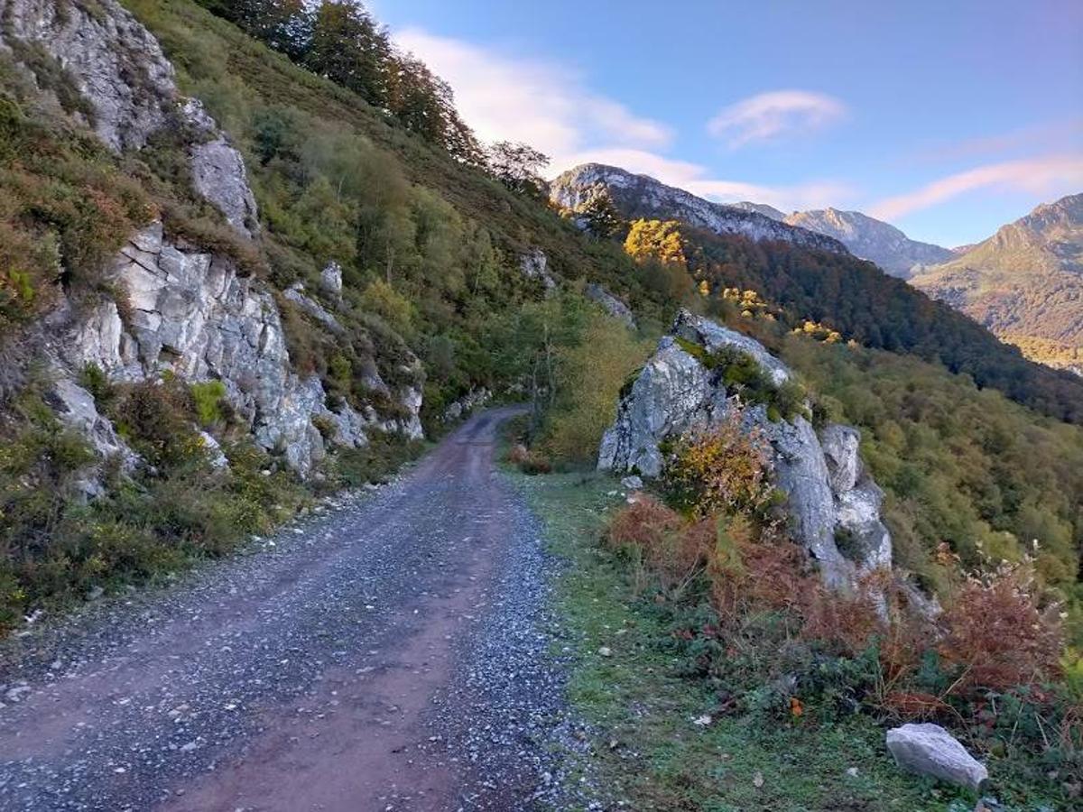 Fotos: Ruta otoñal hasta el refugio de Brañagallones