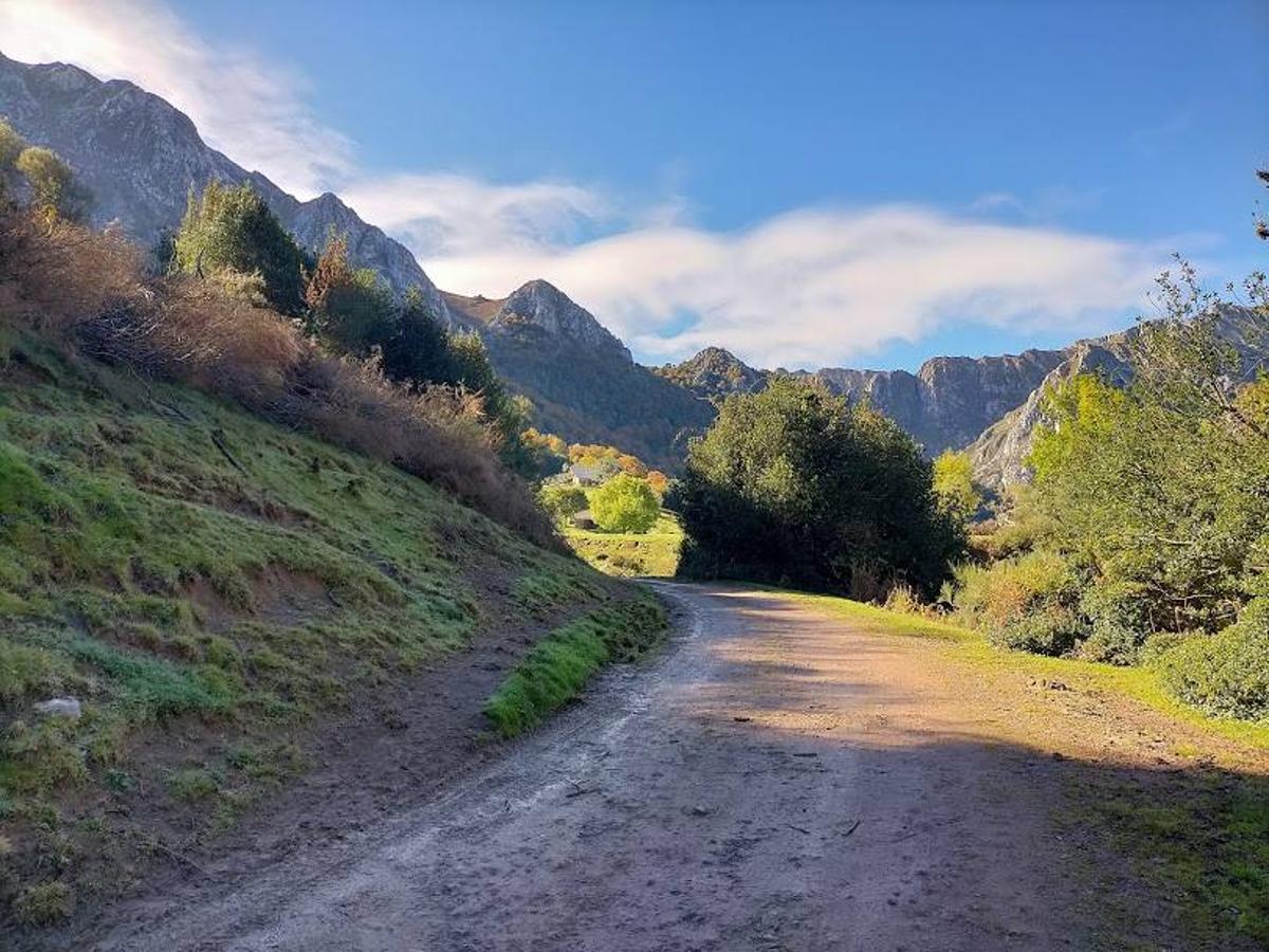 Fotos: Ruta otoñal hasta el refugio de Brañagallones