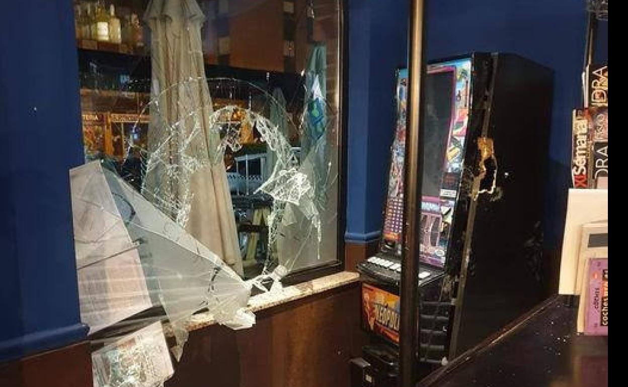 Foto cedida por el dueño del bar atacado