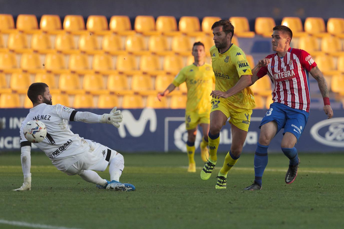 Fotos: Las imágenes del partido entre el Alcorcón - Sporting