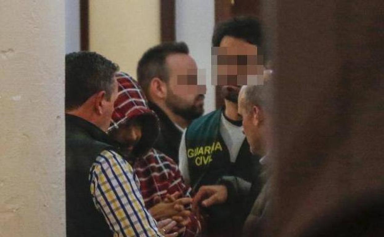 La jueza ordena abrir el juicio oral por el asesinato del concejal Javier Ardines