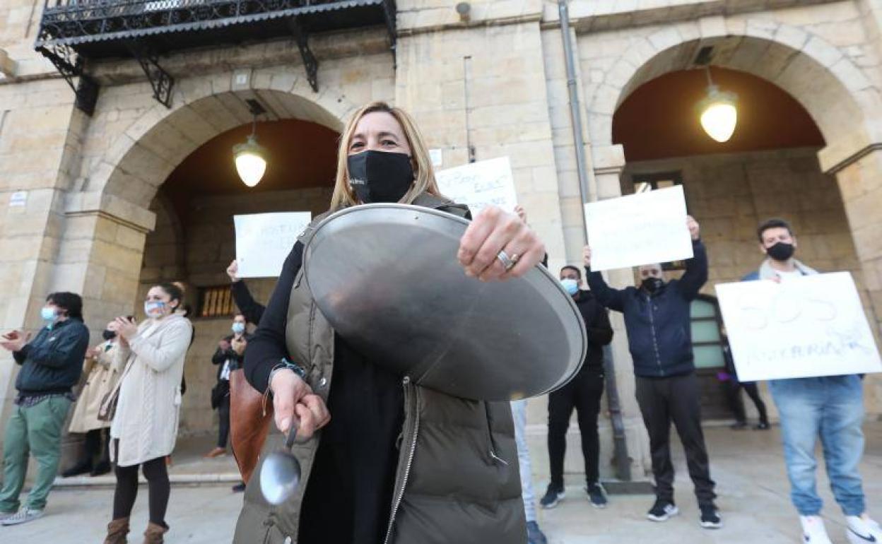 Manifestación de hosteleros en Avilés.